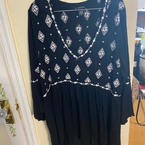 Torrid black and white babydoll shirt